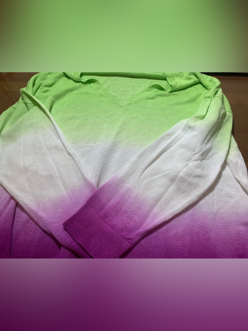 Lauren Ralph Lauren Lime Green White Purple Ombre V-Neck Sweater - Picture 8 of 8